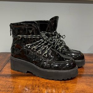 Stuart Weitzman Womens BelowDeck Patent Leather Platform Lace Combat Boots